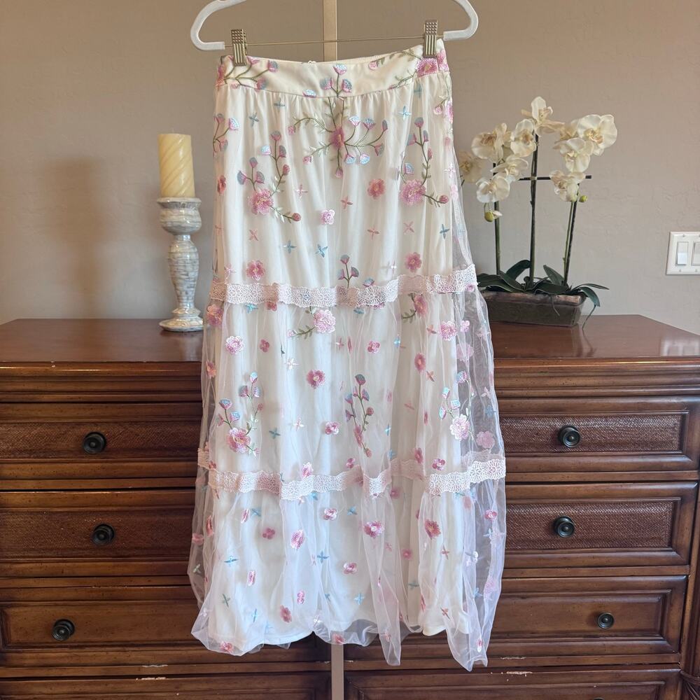 Altar’d State Ambrose Floral Embroidered Top & Skirt Set NWT Small - Picture 6 of 14